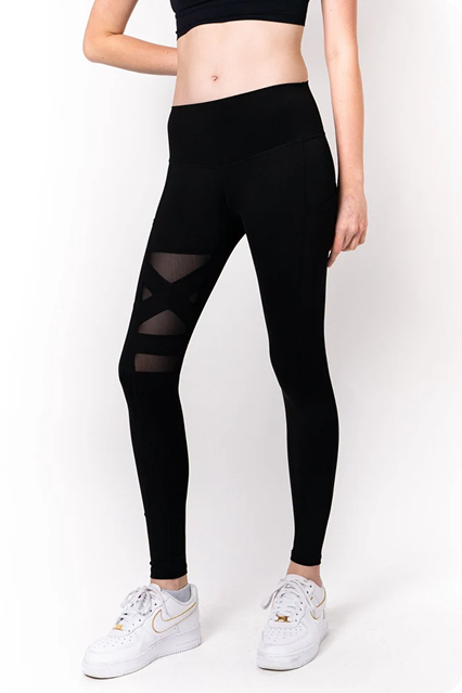 Neck Tank With Shelf